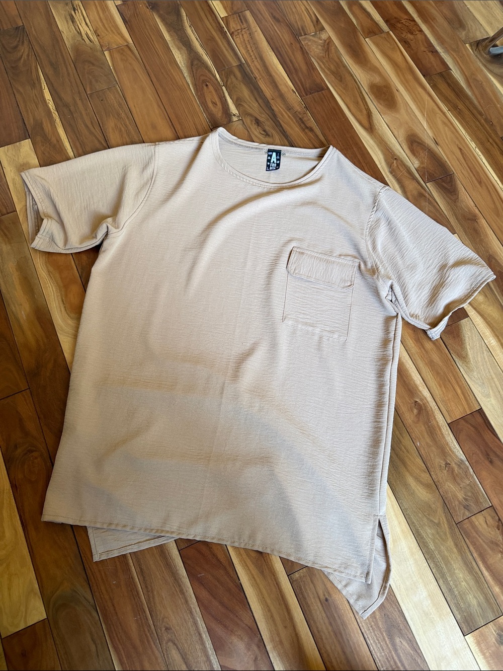 Men's Short-Sleeve Pocket Tee in Light Beige
